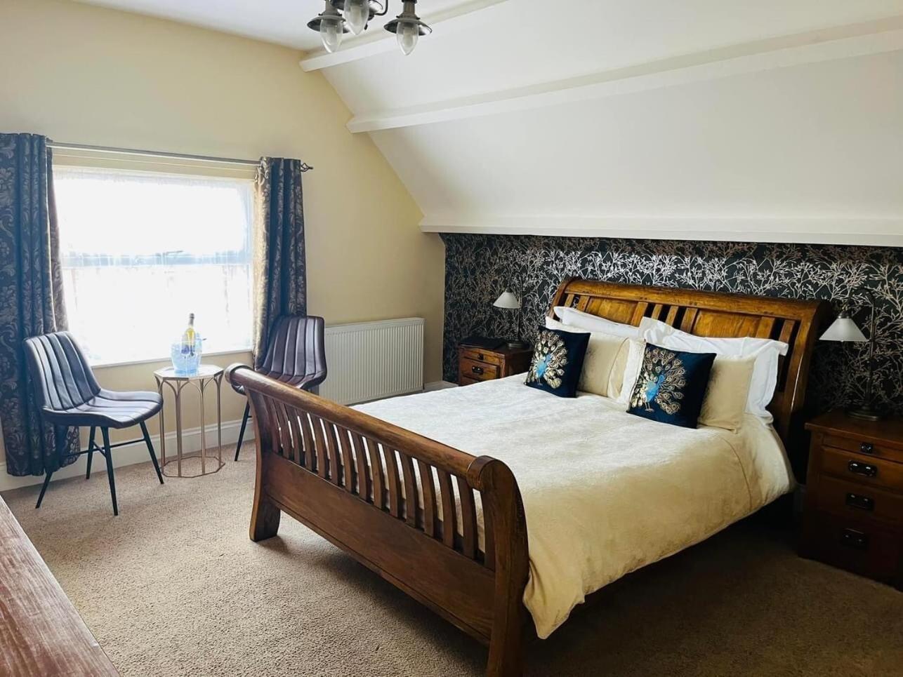 Abbotsleigh Of Whitby Bed and Breakfast Εξωτερικό φωτογραφία