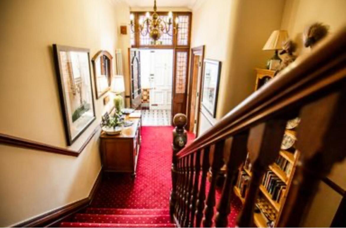 Abbotsleigh Of Whitby Bed and Breakfast Εξωτερικό φωτογραφία